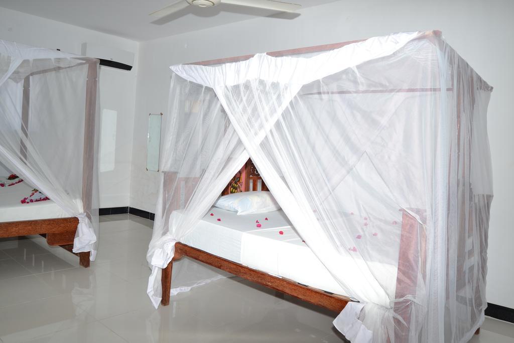 Union Beach Bungalow Nungwi Buitenkant foto